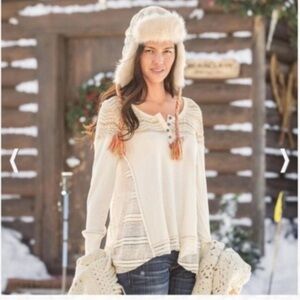 Sundance Clara waffle knit thermal lace long sleeve Henley, M